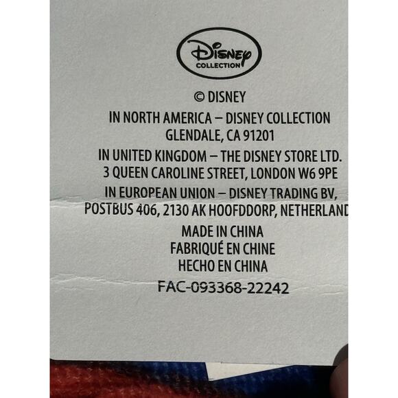 The Amazing Spider Man Disney Beach Towel 30”X58” NWOT - Picture 3 of 7